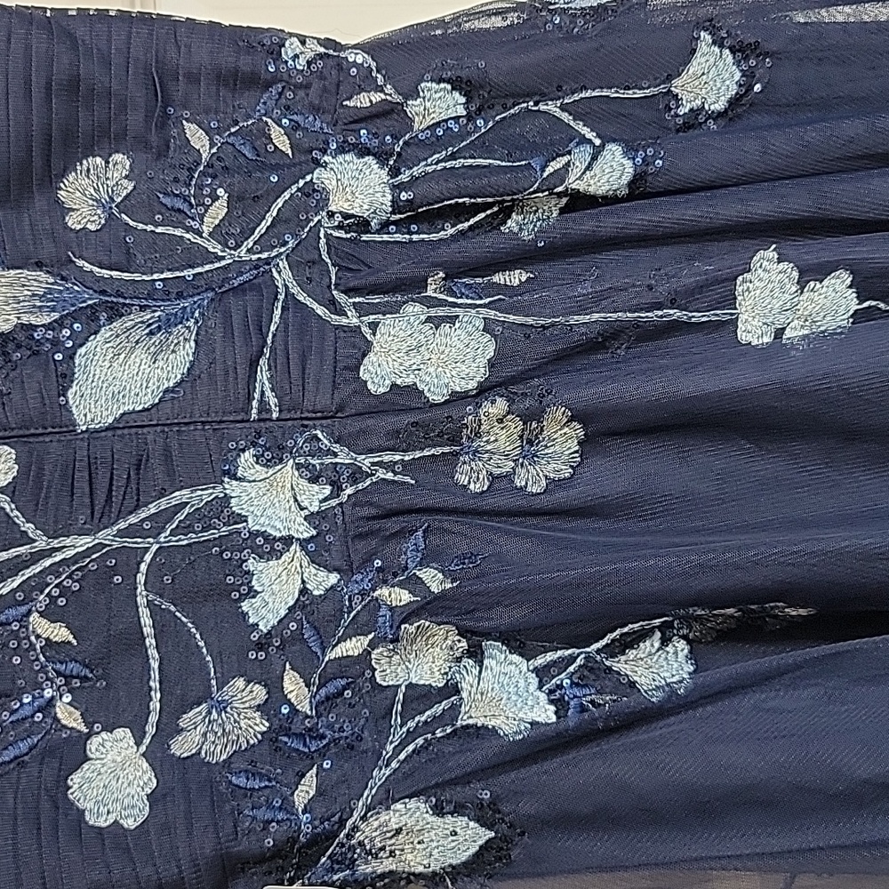 BETSY & ADAM NWT NAVY EMBROIDERED MESH A-LINE OVERLAY GOWN SIZE 12 - Picture 12 of 17